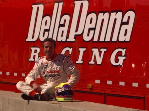 Tom Coronel bij de truck van Della Panna Motorsports