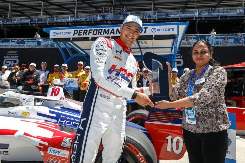 Alex Palou wint de NTT P1 Pole Award in Detroit