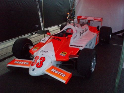 De Alfa Formule 1 uit 1980 waar Nicky Pastorelli in zou rijden tijdens Bavaria City Racing 2006