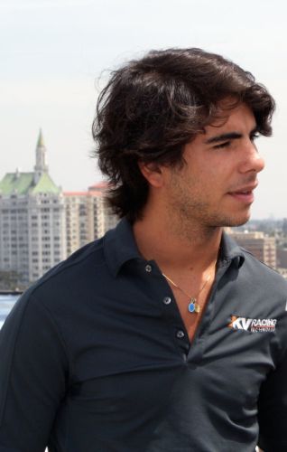 Mario Moraes, Long Beach