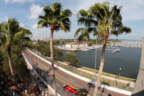 Robert Doornbos in het subtropische St. Petersburg