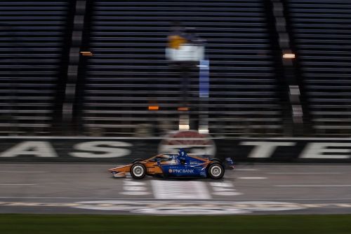 Scott Dixon wint de Genesys 300 op de Texas Motor Speedway