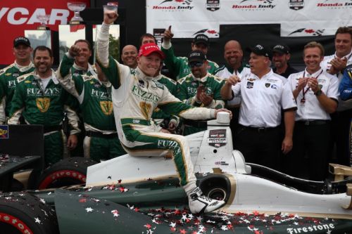 Mike Conway wint in Toronto