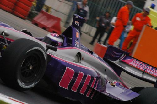 Katherine  Legge, Zolder