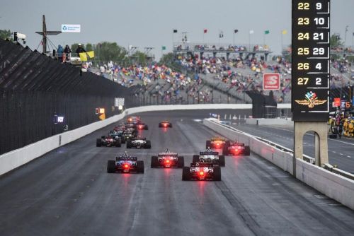 De start van de 2022 Grand Prix of Indianapolis