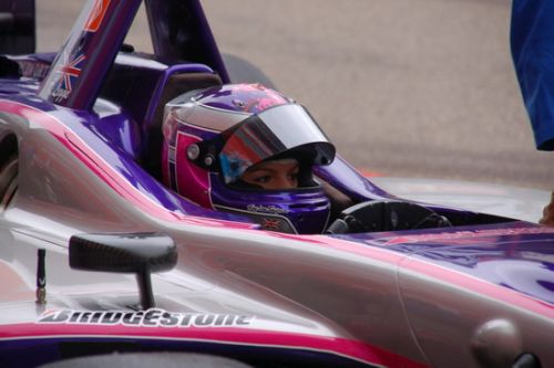 Katherine  Legge, Zolder