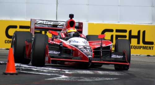 Justin Wilson, Long Beach