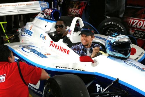 P Diddy met Mark Wahlberg in de IndyCar Series tweezitter