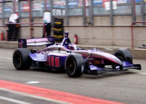 Katherine  Legge, Zolder
