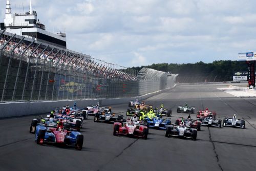 De start van de race op de Pocono Raceway