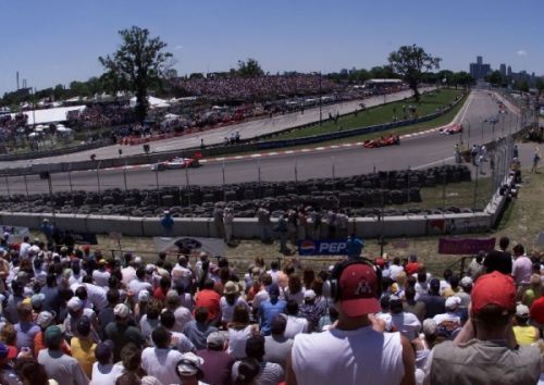 Fans volgen de laatste Champ Car race in Detroit (2001)