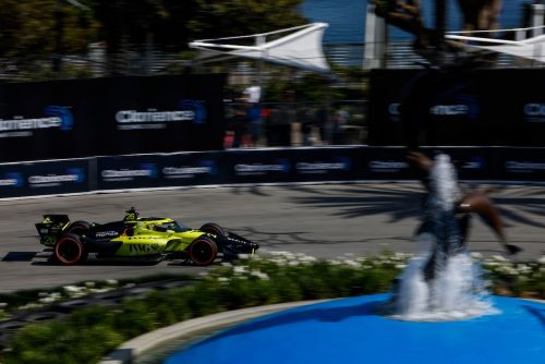 Will Power voorbij de fontijn in Long Beach