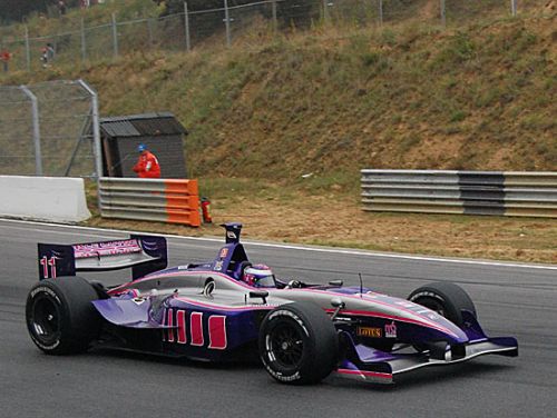 Katherine  Legge, Zolder