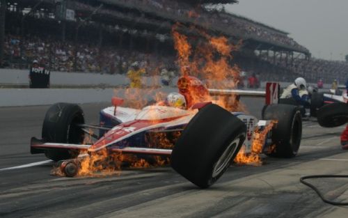 Vitor Meira vat vlam in Indianapolis