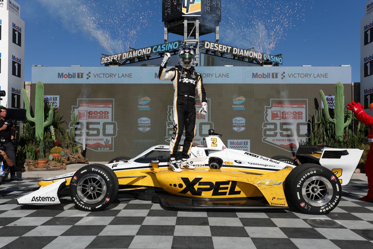 Josef Newgarden, Phoenix Raceway