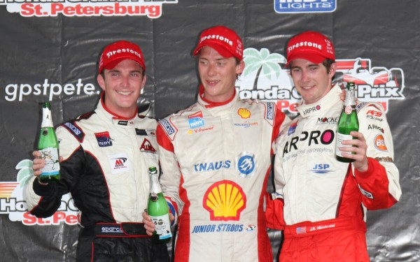 Jonathan Summerton, Junior Strous en JR Hildebrand op het podium van St. Petersburg