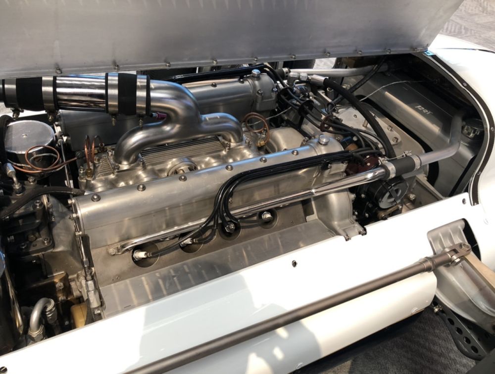 De Novi motor