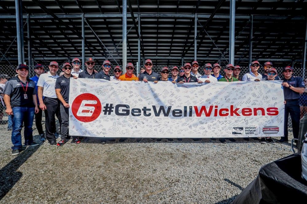 De IndyCar-coureurs met een boodschap voor Robert Wickens op Gateway