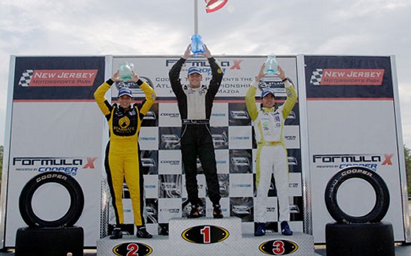 Het podium van race 1 in New Jersey