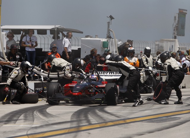 Robert Doornbos maakt zijn pitstop