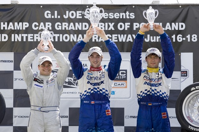 Het Atlantic podium van Portland met Ryan Lewis (links), James Hinchcliffe (midden) en Andreas Wirth (rechts)