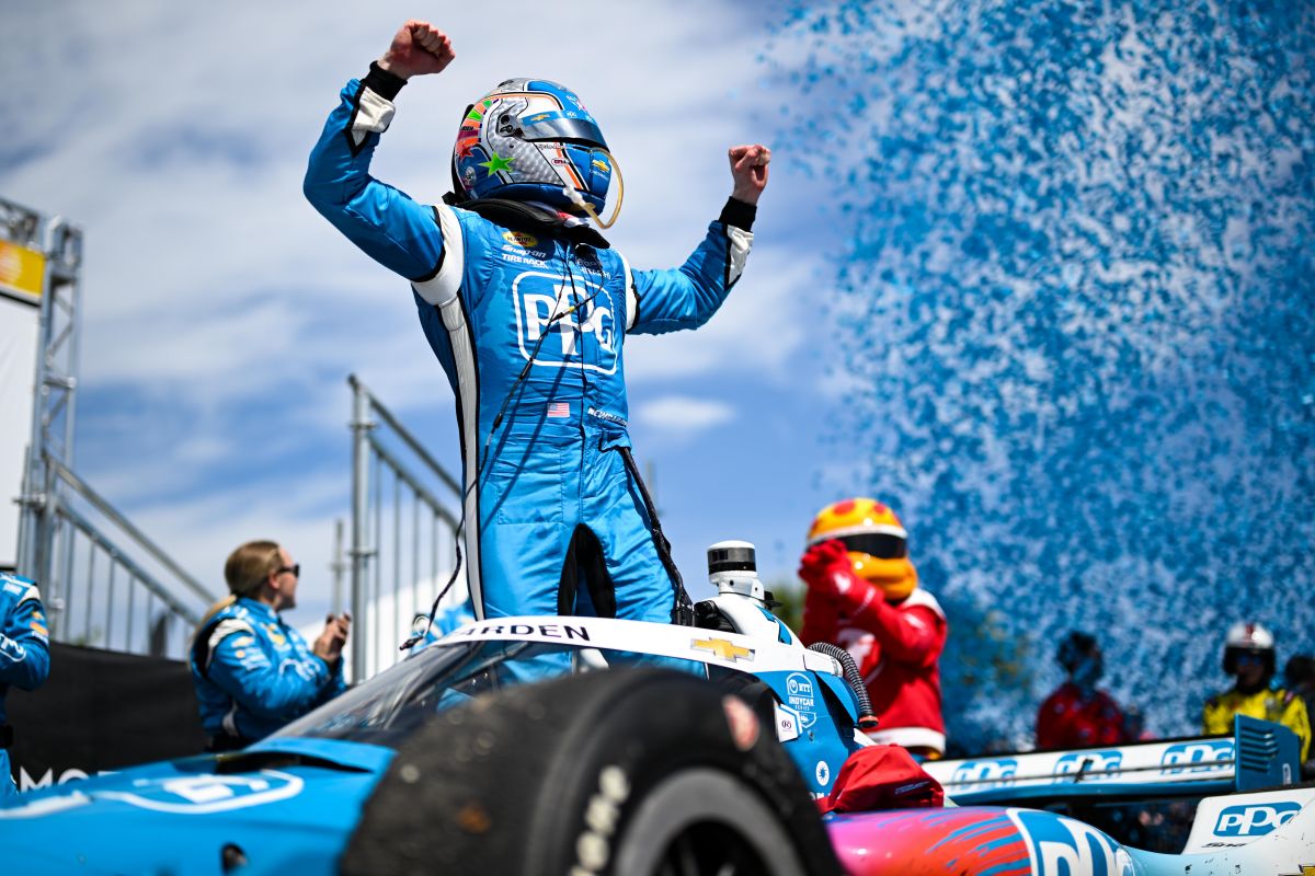 Josef Newgarden wint in St. Petersburg
