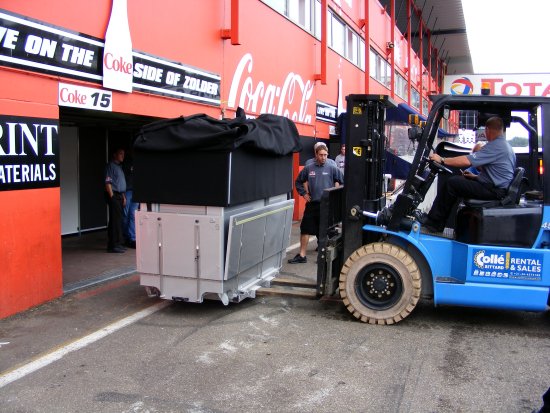 Een Timingstand wordt geplaatst