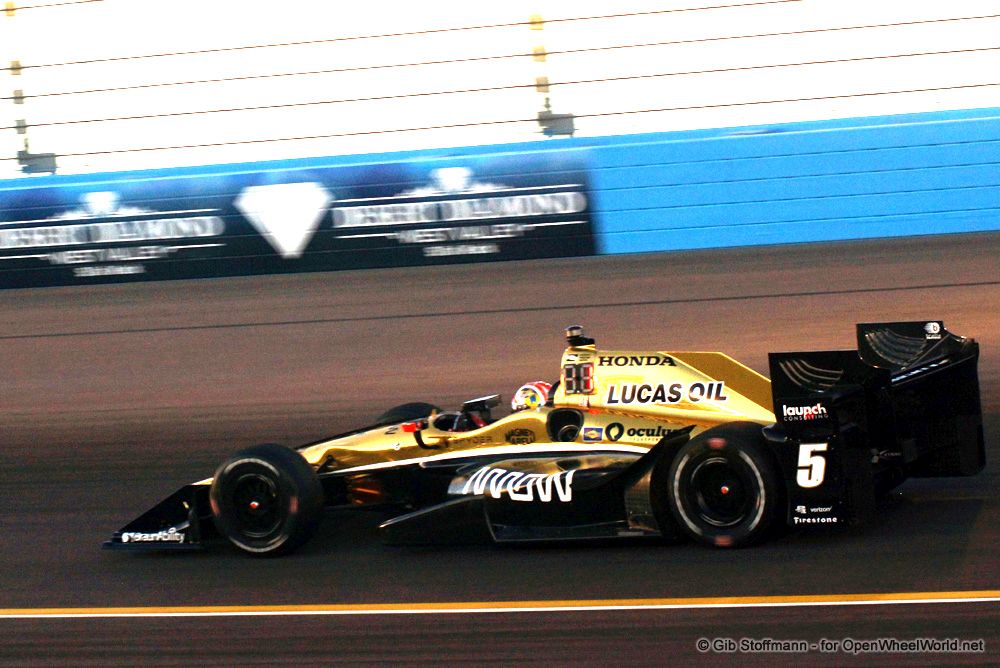 James Hinchcliffe, Phoenix International Raceway