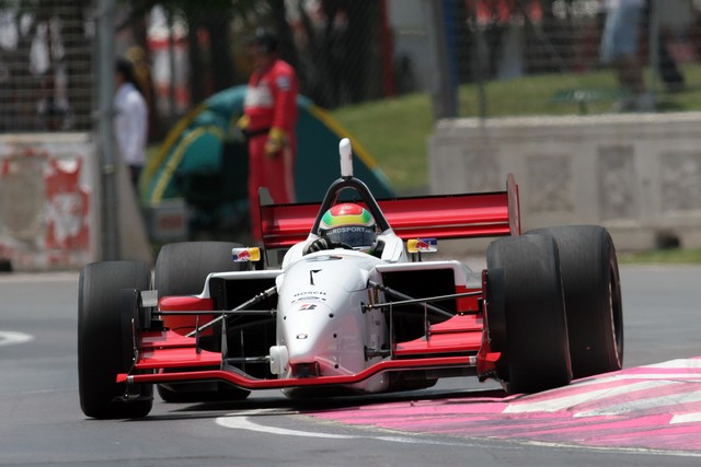 Justin Wilson op Monterrey