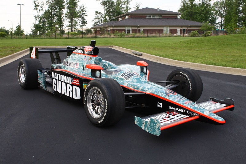 De Panther Racing kleurstelling voor de Indianapolis 500 van 2010