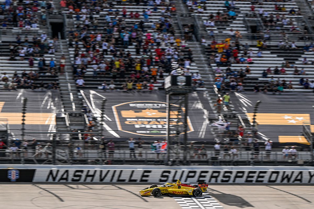 Alex Palou wint op de Nashville Superspeedway