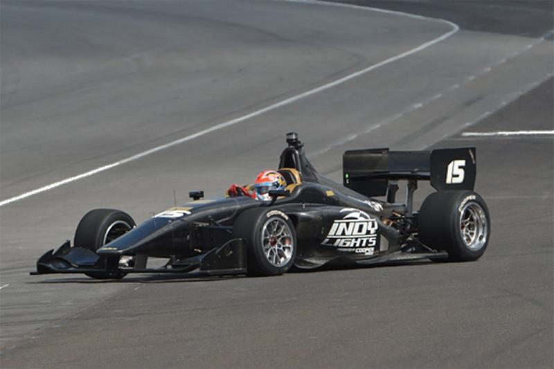 James Hinchcliffe test de nieuwe Indy Lights bolide