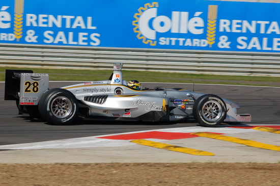 Ryan  Dalziel, Zolder