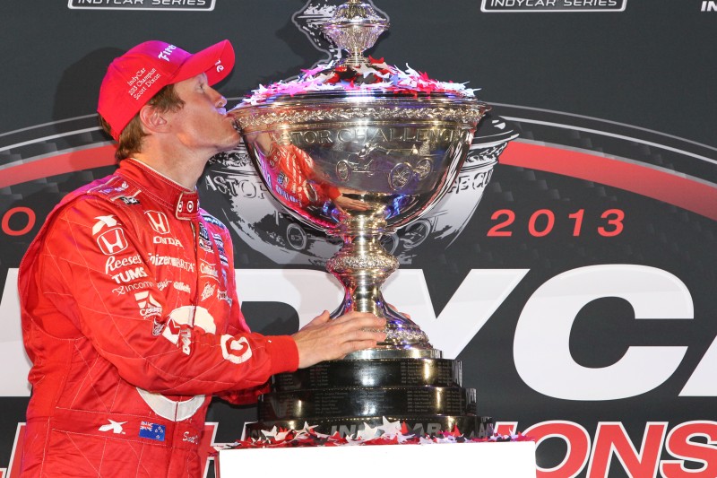 Scott Dixon wint het IndyCar Series kampioenschap in Fontana