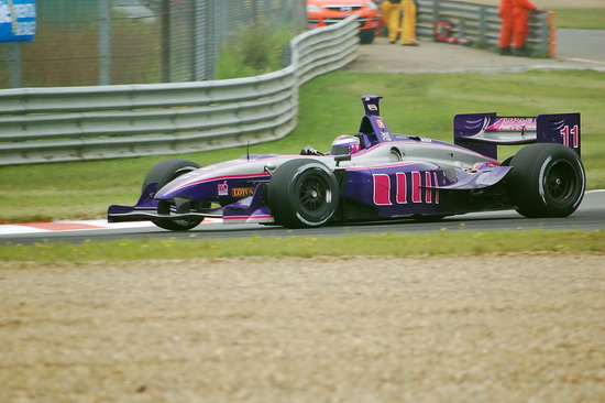 Katherine  Legge, Zolder