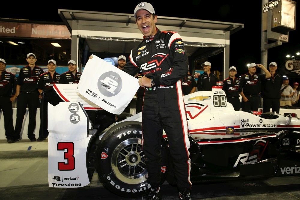 Helio Castroneves, Phoenix International Raceway