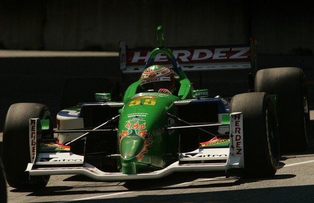 Mario Dominguez op het circuit van Mexico City in 2004