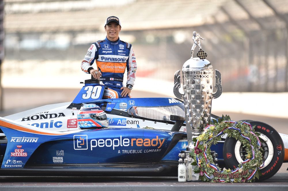 De overwinningsfoto van Takuma Sato na de 104e Indy 500