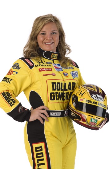 Sarah Fisher Portret