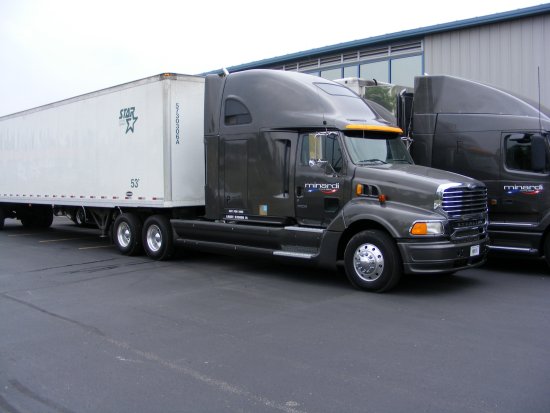 Minardi Team USA transporter