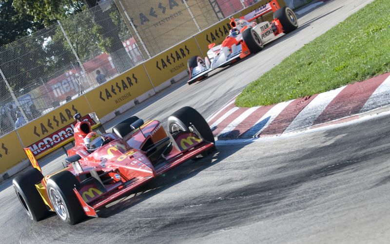Helio Castroneves, Justin Wilson, Detroit