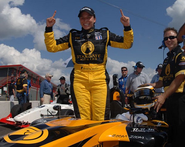 Simona De Silvestro viert haar overwinning in New Jersey