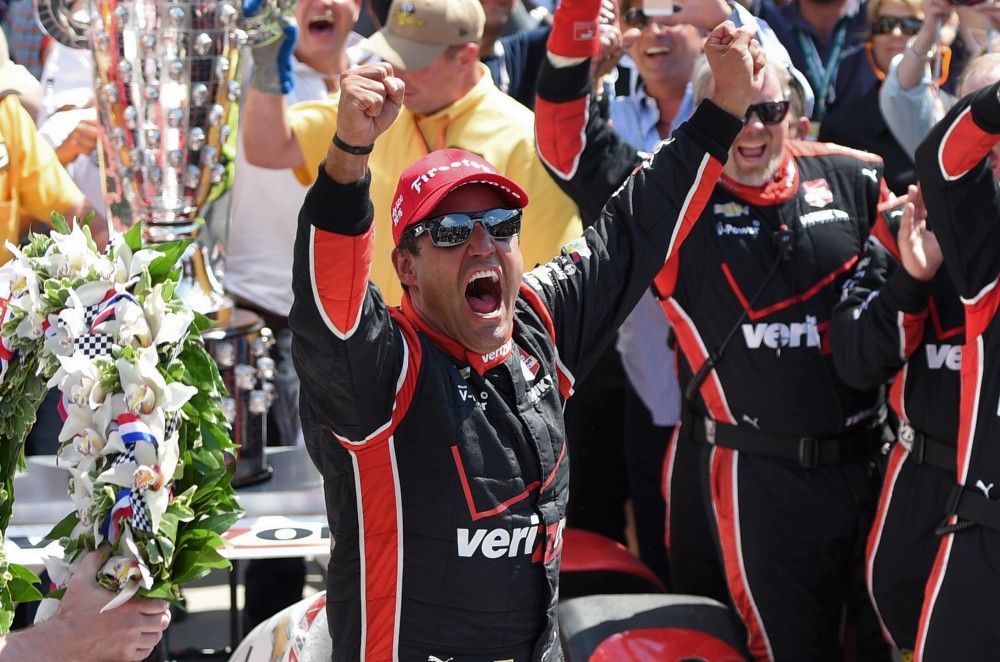Juan Pablo Montoya wint de Indianapolis 500