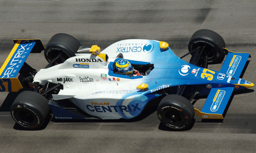 Sebastien Bourdais tijdens de 2005 Indy 500 in een Panoz chassis